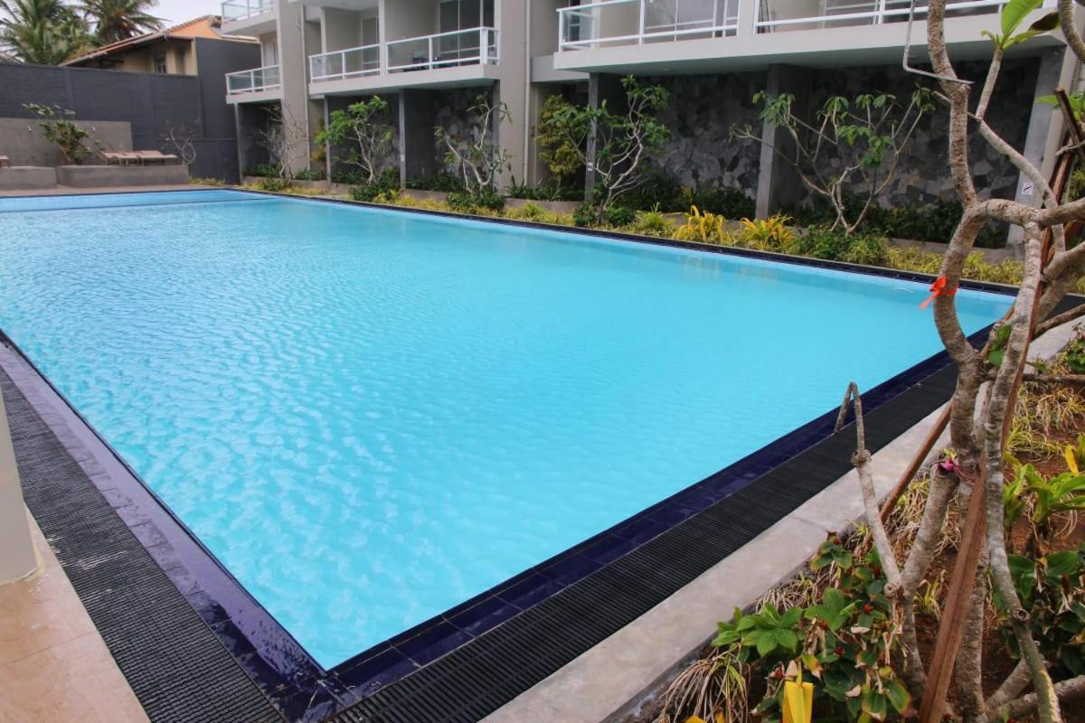 Ferienwohnung Aqua Vista Uswetakeiyawa Exterior foto